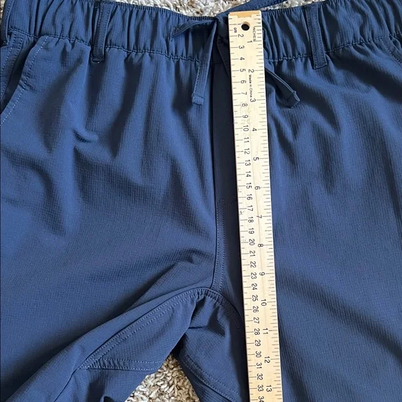 Like New! CoalaTree Trailhead Pants in Dark Blue in SIze M-Slim